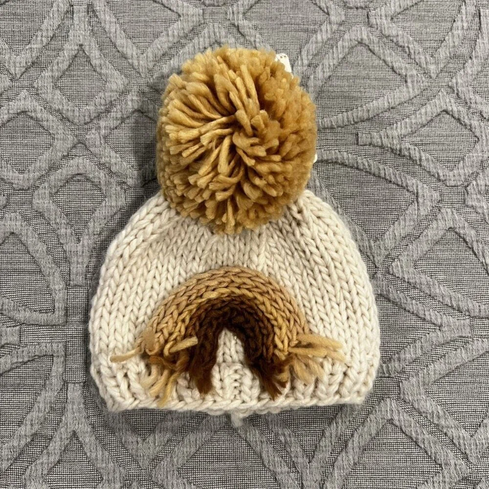 NEW Huggalugs SMALL (0-6m) Rainbow Knit Beanie Pom Pom Hat